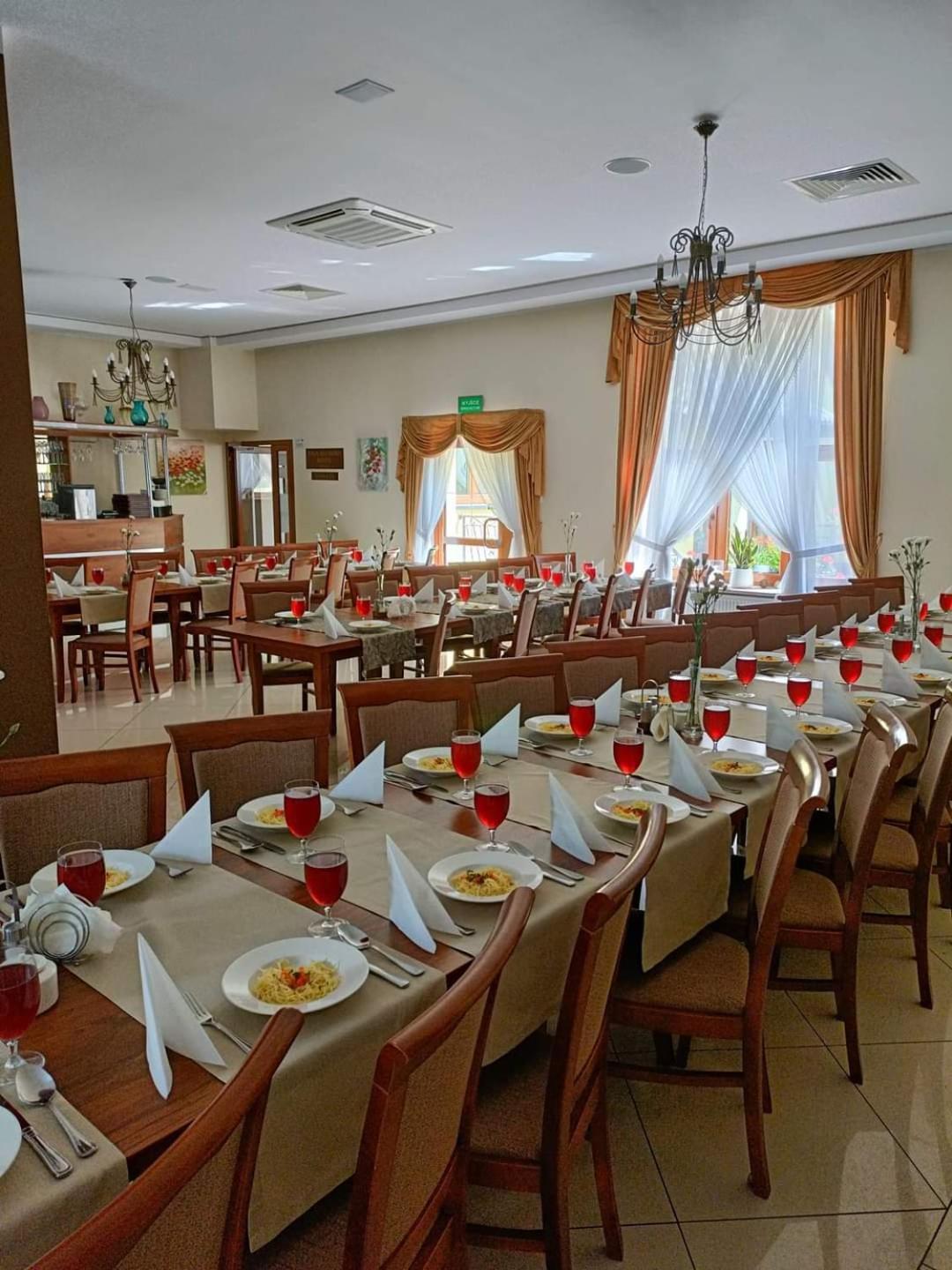 Hotel Chancza Spa & Restauracja Rakow  Dış mekan fotoğraf