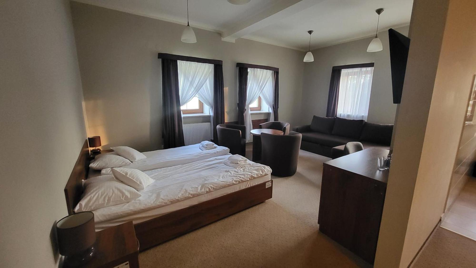 Hotel Chancza Spa & Restauracja Rakow  Dış mekan fotoğraf