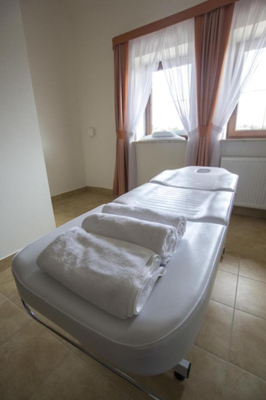 Hotel Chancza Spa & Restauracja Rakow  Dış mekan fotoğraf